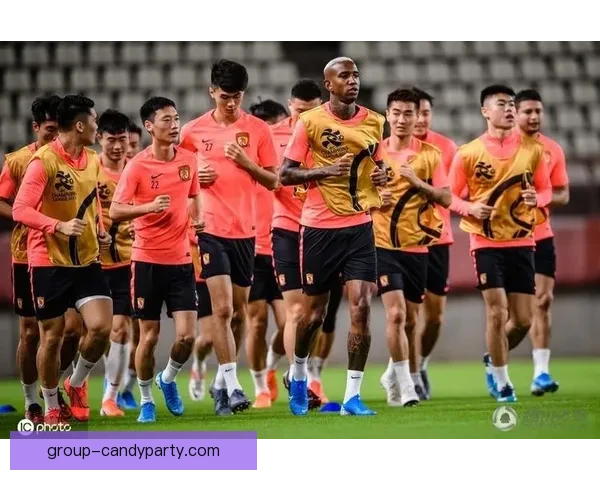 迪尔芬与洛查利伯泰迪激战成平局 双方互交白卷展现强大防守能力 迪尔芬与洛查利伯泰迪激战成平局 双方互交白卷展现强大防守能力